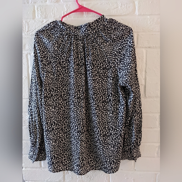 MANGO white and black blouce. Size 4. - Picture 5 of 7